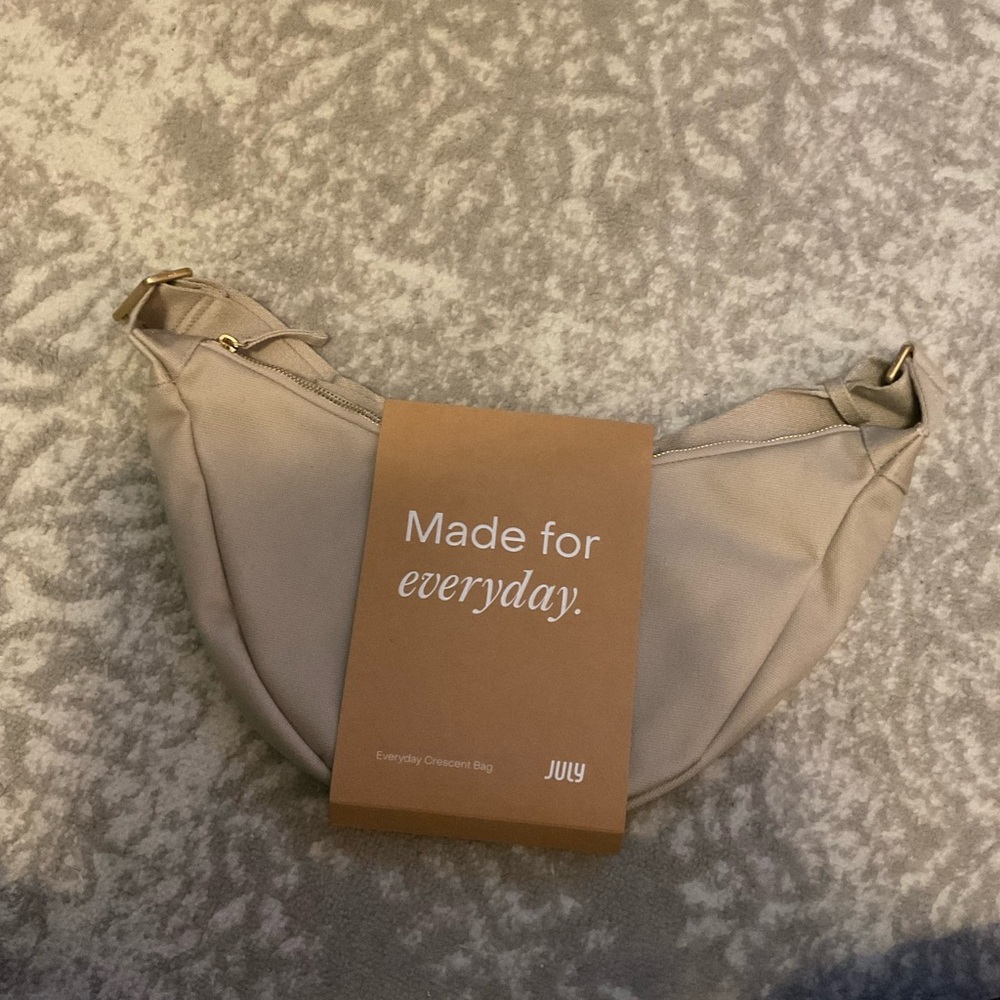 July Everyday Crescent Bag in Cream